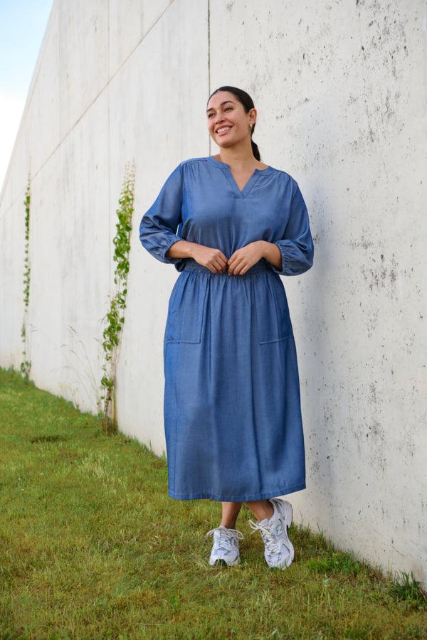 KCnora Skirt - Chambray Blue - Kaffe Curve - London Bazar